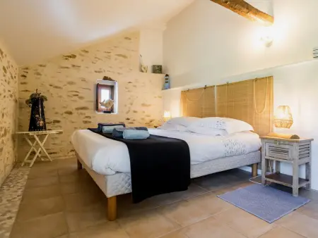 Évasion en Gîte de Charme avec Jardin, Piscine Chauffée et Proche Plages – Saint-Lyphard - Photo 4