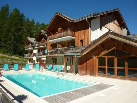 Chalet mitoyen aux Orres 1800 avec piscine, sauna, hammam, parking et prestations incluses - Photo 15