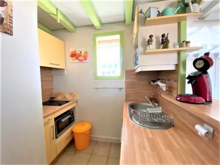 Appartement lumineux avec balcon, proche plages et commerces, parking privatif, pour 6 personnes - Photo 3
