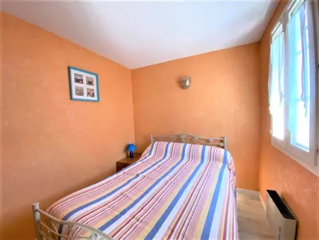 Appartement lumineux avec balcon, proche plages et commerces, parking privatif, pour 6 personnes - Photo 4