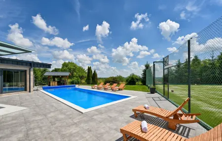 Maison 9 personnes à Koprivnica - Photo 9