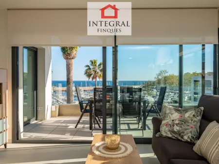 Moderne Appartement 3 Chambres avec Climatisation et Parking à Palamós - Photo 3