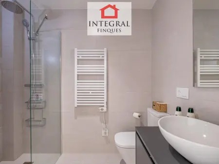 Moderne Appartement 3 Chambres avec Climatisation et Parking à Palamós - Photo 23