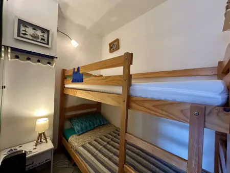 Studio cabine avec piscine, parking privé et loggia – 4 couchages, Cap d'Agde - Photo 9