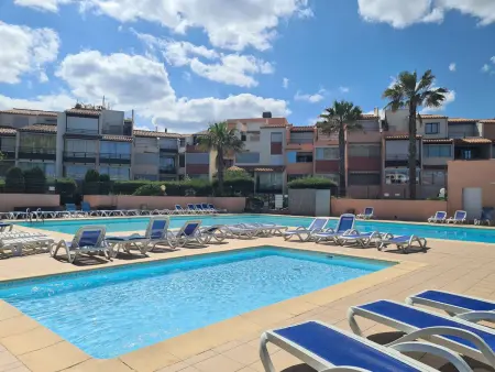 Studio cabine avec piscine, parking privé et loggia – 4 couchages, Cap d'Agde - Photo 14