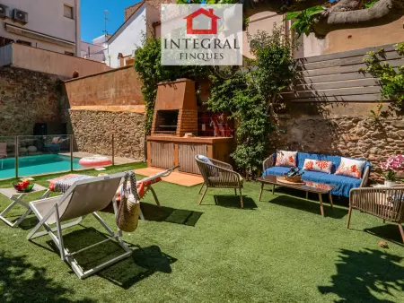 Maison de Village avec Piscine Privée à 200m de la Plage, Centre de Palamós - Photo 5