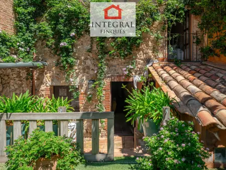 Maison de Village avec Piscine Privée à 200m de la Plage, Centre de Palamós - Photo 8