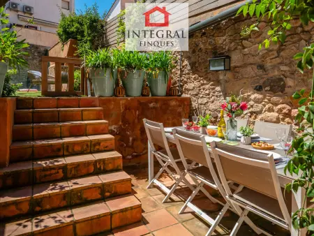 Maison de Village avec Piscine Privée à 200m de la Plage, Centre de Palamós - Photo 9