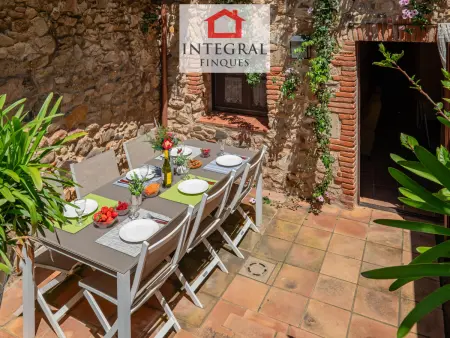 Maison de Village avec Piscine Privée à 200m de la Plage, Centre de Palamós - Photo 10
