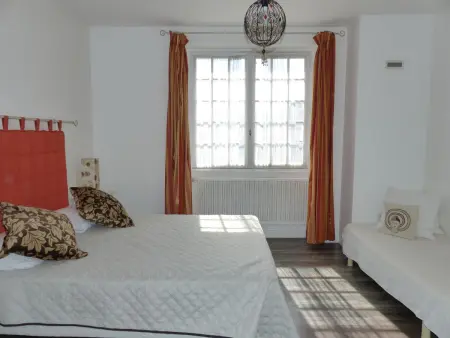 Grande maison contemporaine avec piscine et animaux admis - Photo 16
