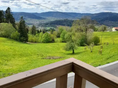Maison rénovée confortable, superbe vue, animaux admis - Photo 1