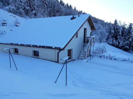 Maison rénovée confortable, superbe vue, animaux admis - Photo 35