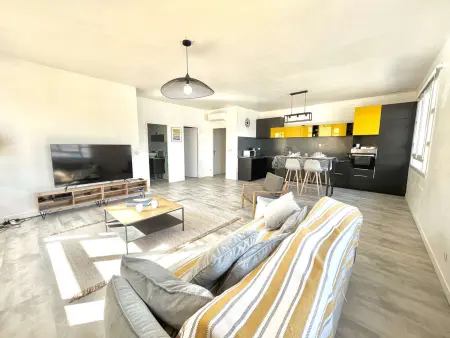 Appartement 4 pièces climatisé, centre-ville Ajaccio, proche plages - Photo 3