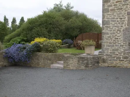 Charmante maison en pierre, jardin clos au Val de Saire - Photo 12