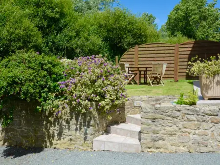 Charmante maison en pierre, jardin clos au Val de Saire - Photo 13