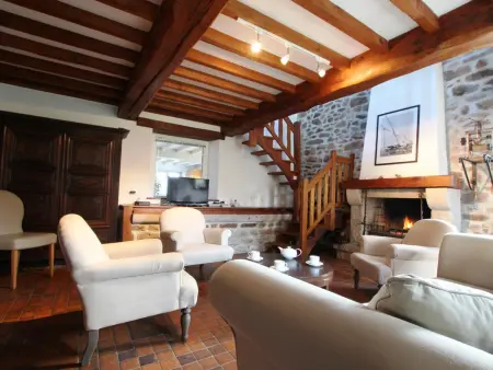 Chaleureuse maison en pierre avec jardin et animaux acceptés à La Hague - Photo 5