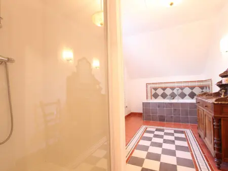 Chaleureuse maison en pierre avec jardin et animaux acceptés à La Hague - Photo 11