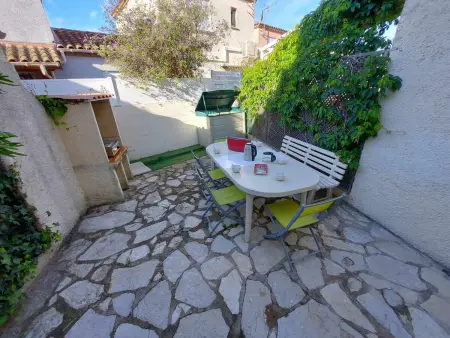 Maison climatisée rénovée 2 pièces, 2 cabines avec terrasses à 500m de la plage, parking inclus - Photo 1