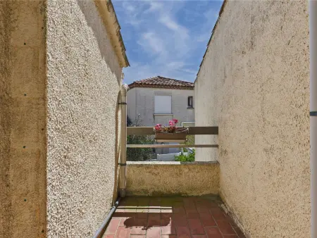 Maison climatisée rénovée 2 pièces, 2 cabines avec terrasses à 500m de la plage, parking inclus - Photo 13