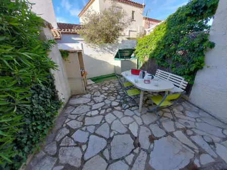 Maison climatisée rénovée 2 pièces, 2 cabines avec terrasses à 500m de la plage, parking inclus - Photo 16