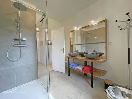 Maison spacieuse pour 15 personnes avec jardin et animaux admis - Photo 8