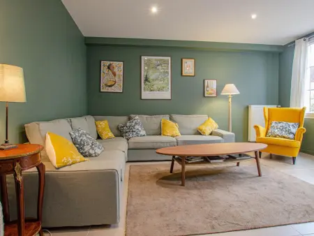 Grand Gîte Familial en Champagne avec Rivière, Cheminée et Salle de Jeux - Photo 1