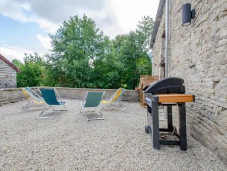Grand Gîte Familial en Champagne avec Rivière, Cheminée et Salle de Jeux - Photo 28