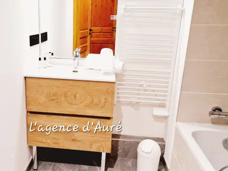 Appartement 8 pers, 86m², à 50m des pistes et commerces à Montalbert, parking et wifi inclus - Photo 6