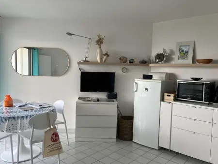 Studio bord de mer avec parking à Saint-Gilles-Croix-de-Vie - Photo 4