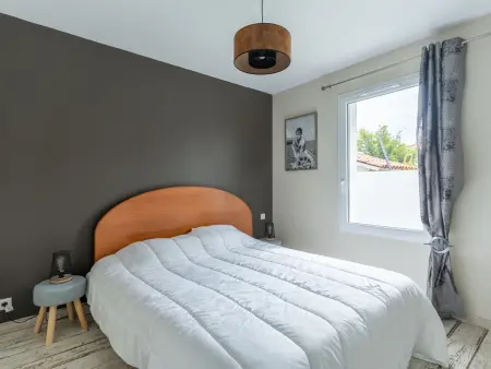 Maison climatisée à Parentis-en-Born, 3 chambres, jardin, proche centre et activités, ménage inclus - Photo 10