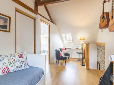 Charmante maison au cœur de St Vaast avec cour close - Photo 15