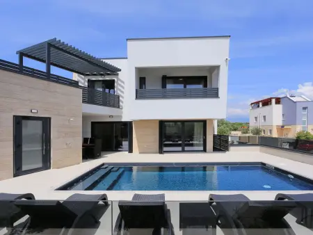 Villa Petra, Maison 8 personnes à Privlaka - Photo 1