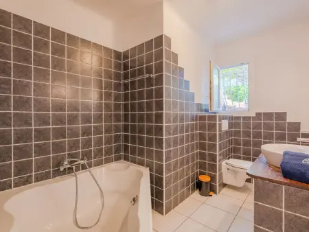 Le Forum de la Mer, Appartement 8 personnes à Saint Aygulf - Photo 17