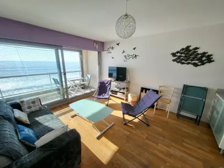 Studio avec balcon, WIFI, et parking proche plage - Photo 3
