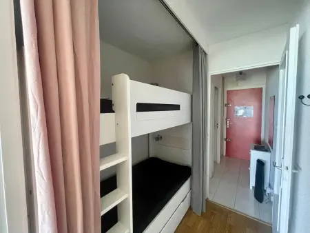 Studio avec balcon, WIFI, et parking proche plage - Photo 4