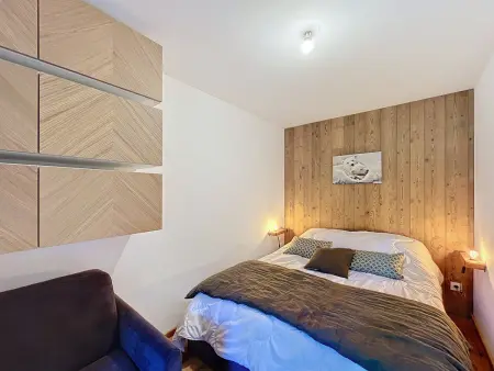 Appartement d'Exception 2 Chambres, 63 m², au Pied des Pistes, Parking Inclus, Wi-Fi - Photo 9