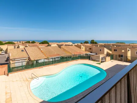 Charmant 2 Pièces avec Piscine, Parking Privé à 10 min de la Plage - Saint Pierre La Mer - Photo 11