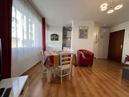 Appartement T2 avec Parking près du Vieux Port de La Rochelle - Photo 4