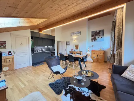 Duplex 3 chambres au pied des pistes avec piscine et parking - Photo 10