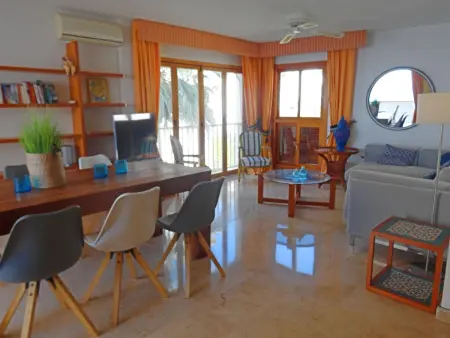 Superbe Appartement 3 Chambres en Bord de Mer à Altea Avec Piscine, Wi-Fi et Parking - Photo 3