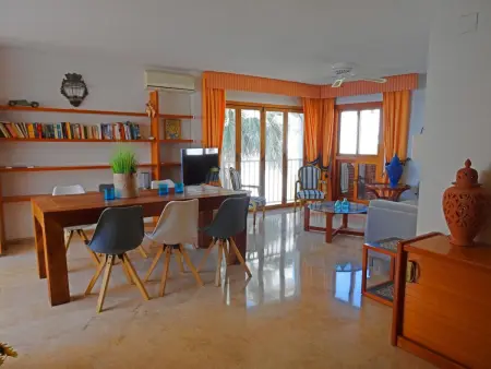 Superbe Appartement 3 Chambres en Bord de Mer à Altea Avec Piscine, Wi-Fi et Parking - Photo 5