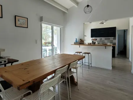 Villa rénovée avec jardin, climatisation, Wi-Fi, 8 pers, La Palmyre - Photo 6