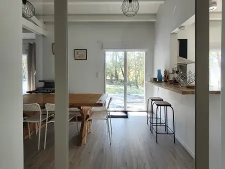 Villa rénovée avec jardin, climatisation, Wi-Fi, 8 pers, La Palmyre - Photo 11