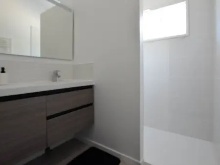 Villa rénovée avec jardin, climatisation, Wi-Fi, 8 pers, La Palmyre - Photo 20