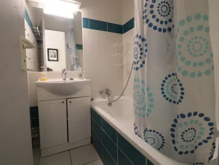 Appartement 33m² avec terrasse couverte au bord de mer, parking inclus - Photo 8