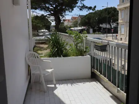 Appartement T2 à Royan - Plage de Pontaillac - 2 adultes/2 enfants, terrasses, parking, proche commerces - Photo 11