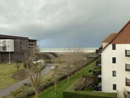 Cabourg: Appartement 3P à 200m de la plage, 2 chambres, balcon, internet - Photo 5