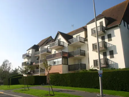 Cabourg: Appartement 3P à 200m de la plage, 2 chambres, balcon, internet - Photo 16