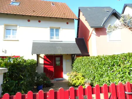 Charmant Cottage avec Jardin à Deux Pas du Port - Dives-sur-Mer - Photo 19