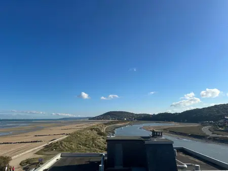 Appartement avec terrasse panoramique, acceptant les animaux, parking - Photo 10